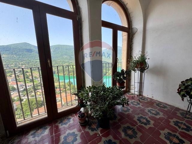 Appartamento in vendita a Barrea, Abruzzo