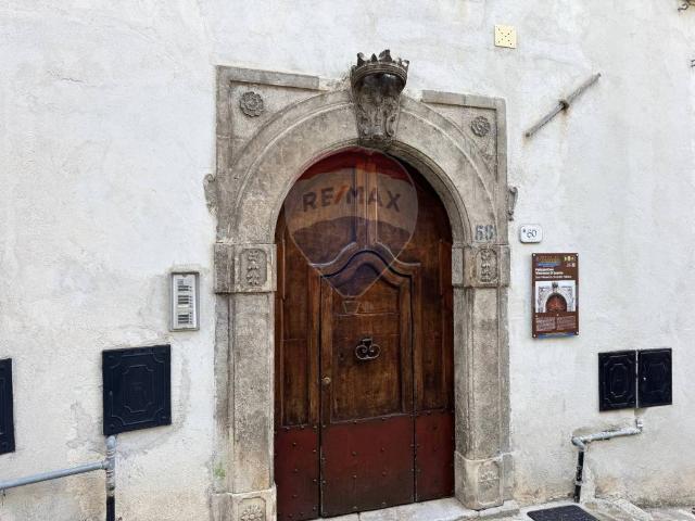 Appartamento in vendita a Barrea, Abruzzo