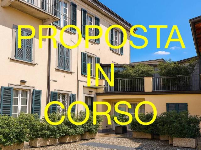 Appartamento in vendita a Barzago, Lombardia