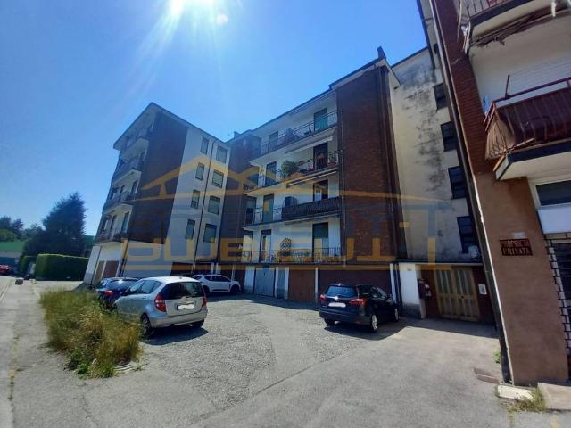 Appartamento in vendita a Barzago, Lombardia