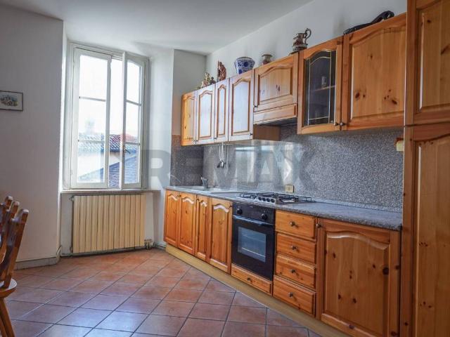 Appartamento in vendita a Barzana, Lombardia