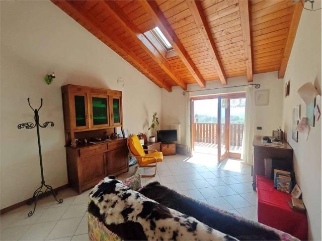 Appartamento in vendita a Campiano, Barzio