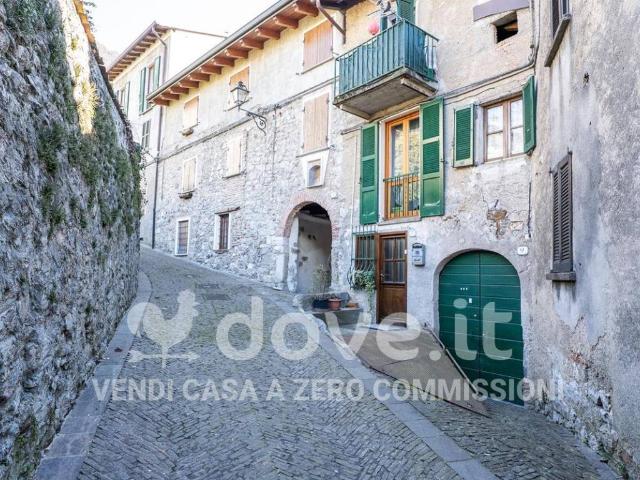 Appartamento in vendita a Campiano, Barzio