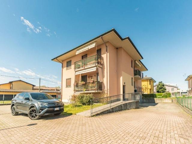 Appartamento in vendita a Bascapè, Lombardia