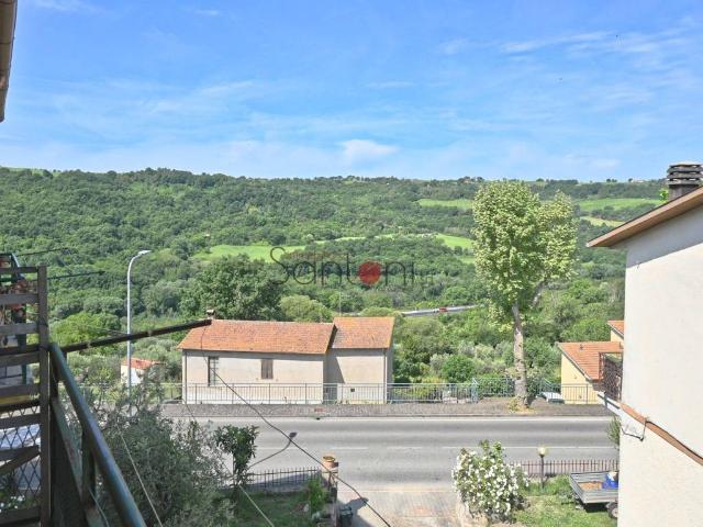 Appartamento in vendita a Baschi, Terni