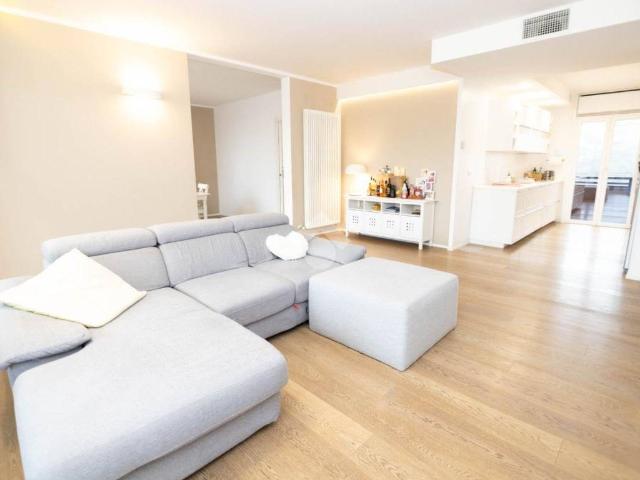 Appartamento in vendita a Milano 3, Basiglio