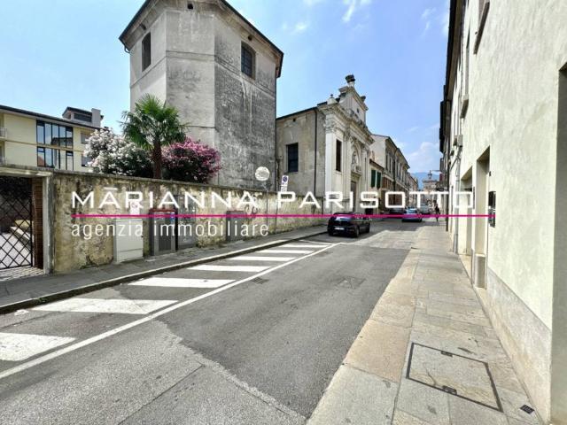 Appartamento in vendita a Pilastroni, Bassano Del Grappa