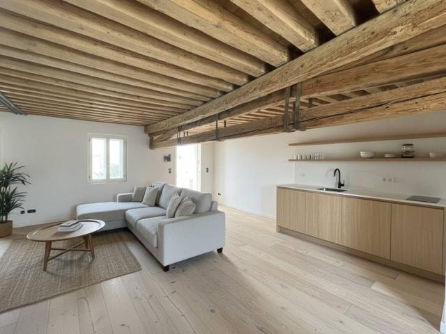 Appartamento in vendita a Pilastroni, Bassano Del Grappa