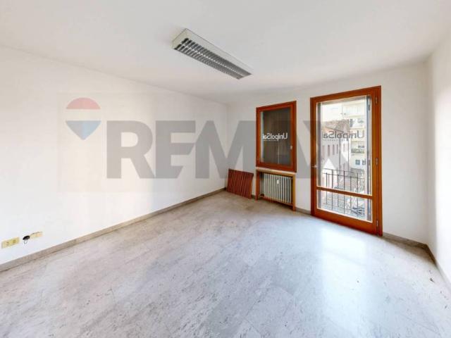 Appartamento in vendita a Pilastroni, Bassano Del Grappa