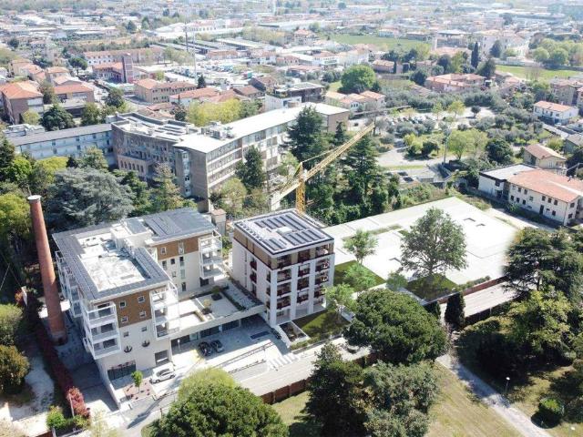 Appartamento in vendita a Pilastroni, Bassano Del Grappa