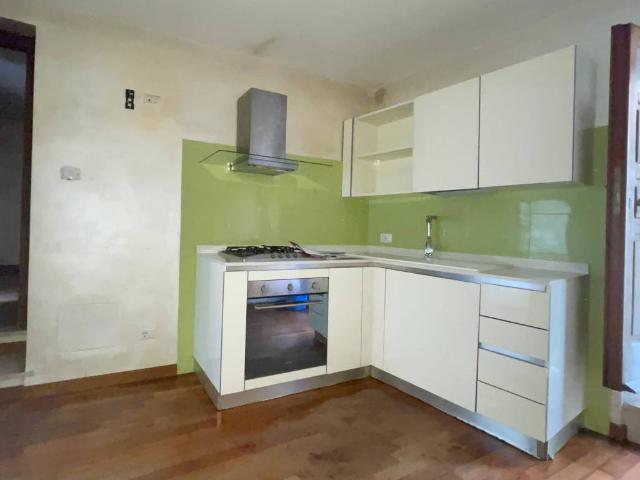Appartamento in vendita a Bassano In Teverina, Lazio