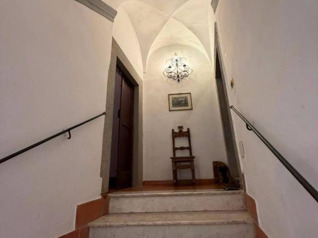 Appartamento in vendita a Bassano In Teverina, Lazio