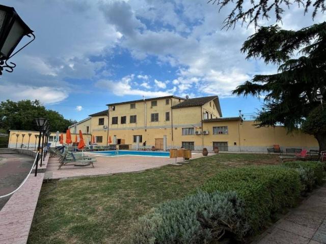 Villa Indipendente in vendita a Bassano In Teverina, Lazio
