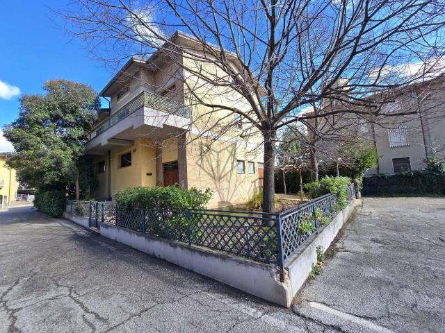 Appartamento in vendita a Santa Lucia, Bastia Umbra