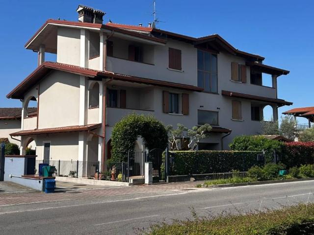 Appartamento in vendita a Bedizzole, Lombardia
