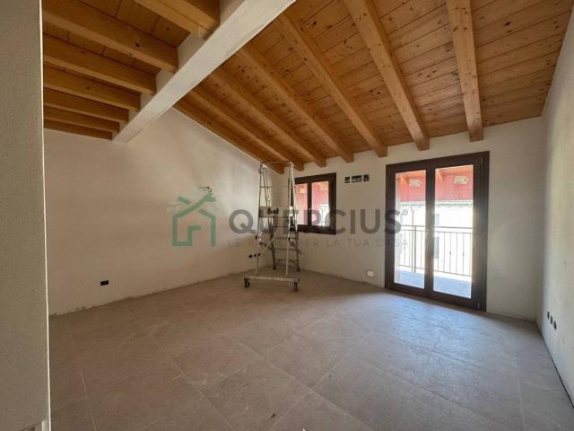 Appartamento in vendita a Belfiore, Veneto