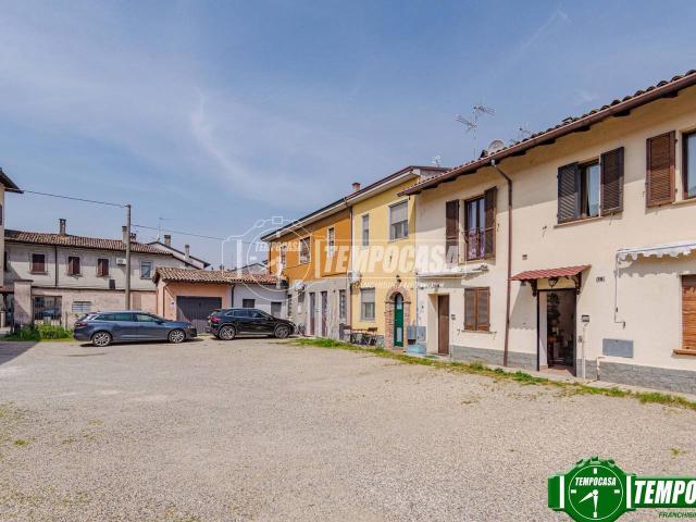 Appartamento in vendita a Belgioioso, Lombardia
