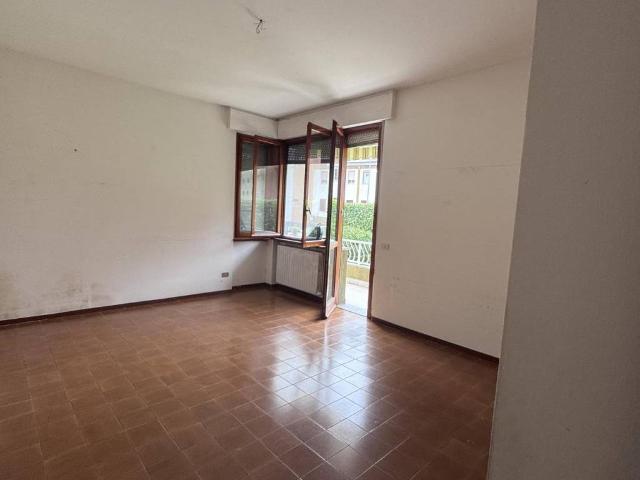 Appartamento in vendita a Bellano, Lombardia
