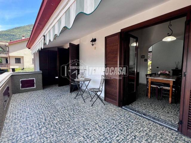 Appartamento in vendita a Bellano, Lombardia