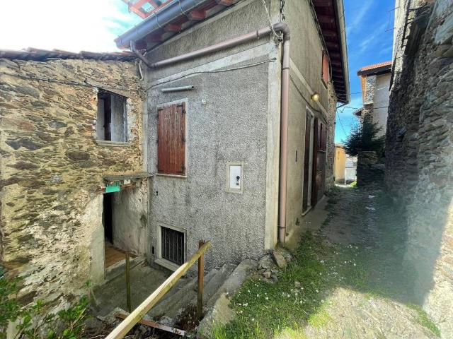 Appartamento in vendita a Bellano, Lombardia