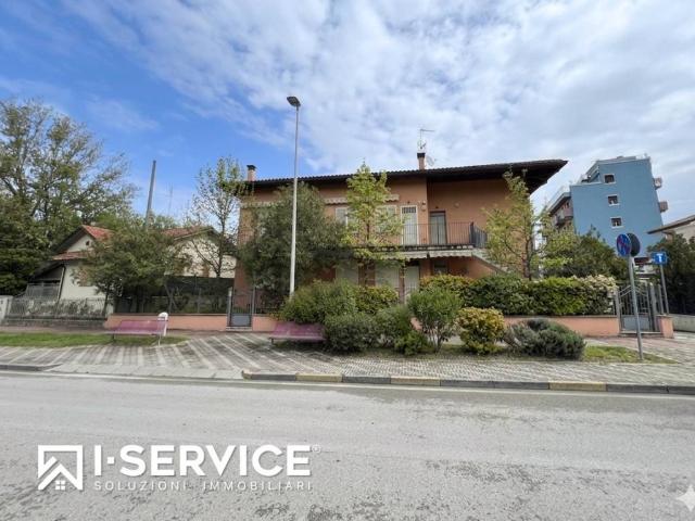 Appartamento in vendita a Bellaria, Reggio Emilia