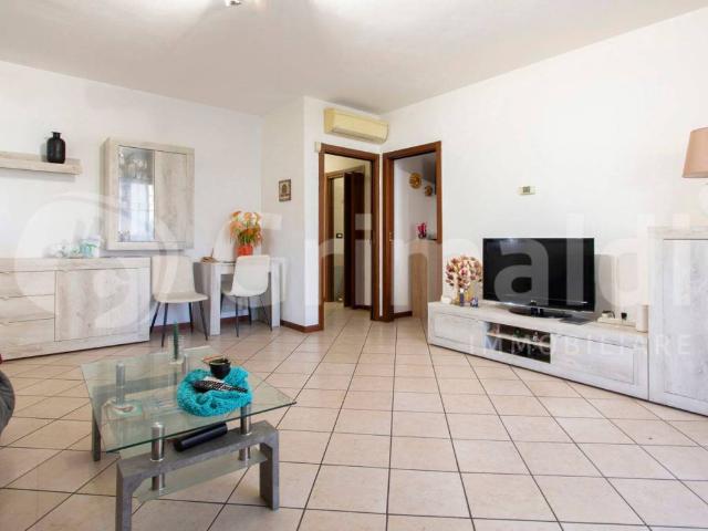 Appartamento in vendita a Bellinzago Lombardo, Lombardia