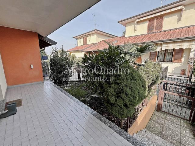Villa Indipendente in vendita a Cascina San Nazzaro, Bellusco