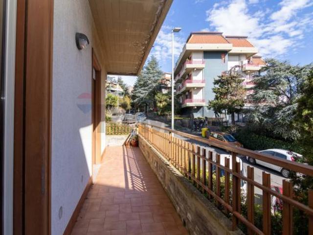 Appartamento in vendita a Belpasso, Sicilia