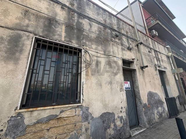 Appartamento in vendita a Piano Tavola, Camporotondo Etneo