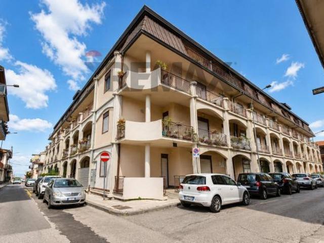Appartamento in vendita a Belpasso, Sicilia