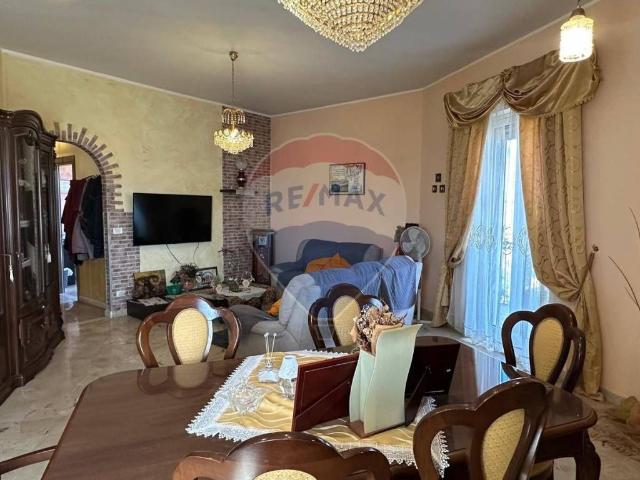 Appartamento in vendita a Belpasso, Catania