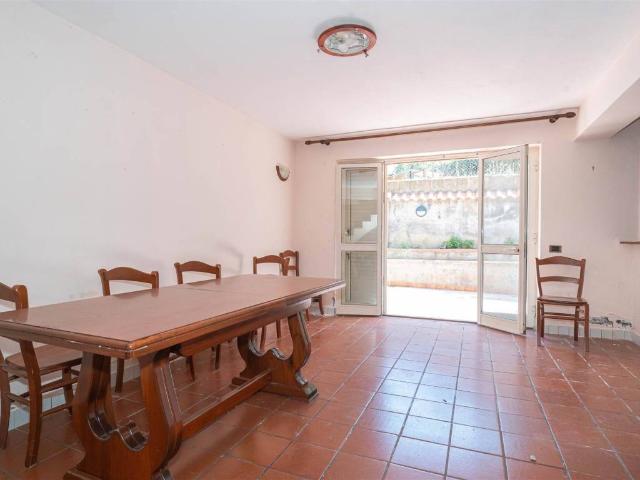 Appartamento in vendita a Belpasso, Sicilia