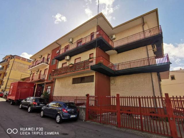 Appartamento in vendita a Belpasso, Catania