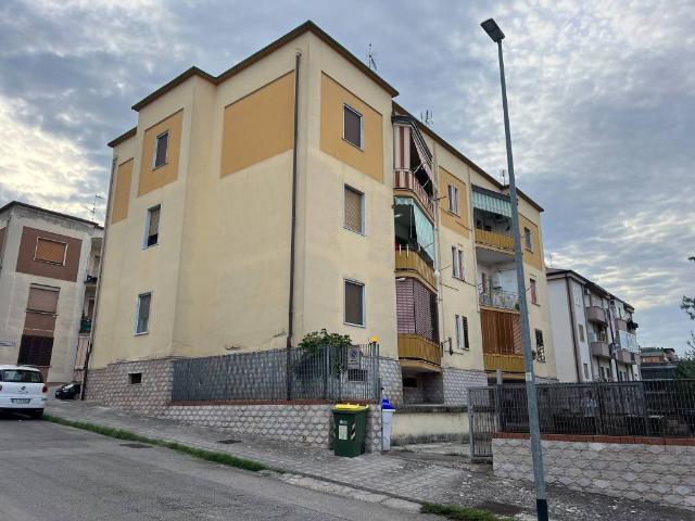 Appartamento in vendita a Rione Libertà, Benevento