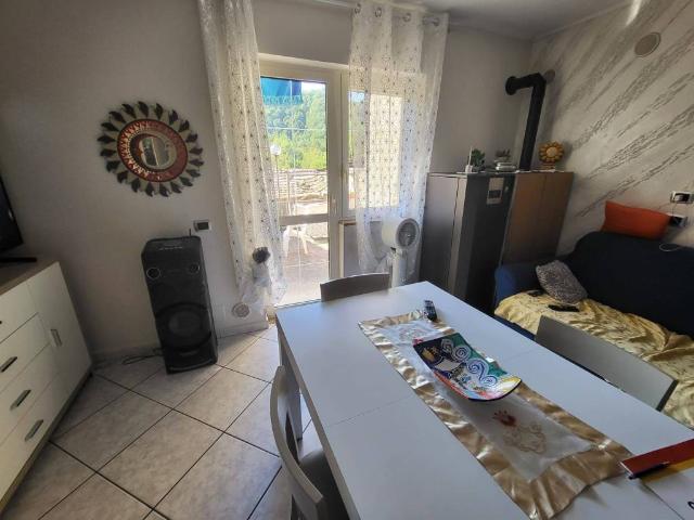 Appartamento in vendita a Sant'angelo A Cupolo, Campania