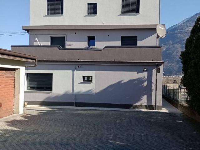 Appartamento in vendita a Berbenno Di Valtellina, Lombardia