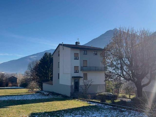 Appartamento in vendita a Berbenno Di Valtellina, Lombardia