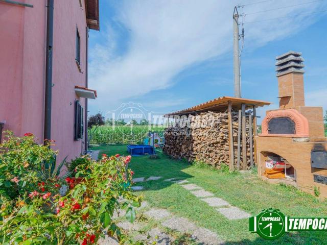 Appartamento in vendita a Bereguardo, Lombardia