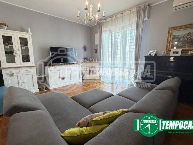 Appartamento in vendita a Cascina Roveda, Bereguardo