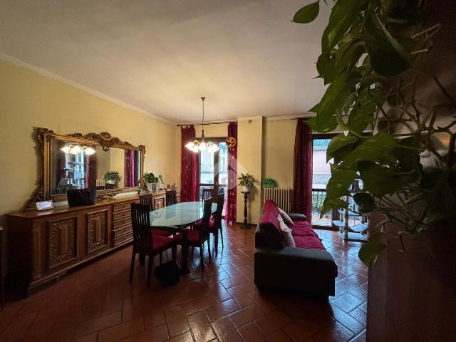 Appartamento in vendita a Grumello del Piano, Bergamo