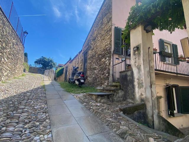 Appartamento in vendita a Santa Grata, Bergamo
