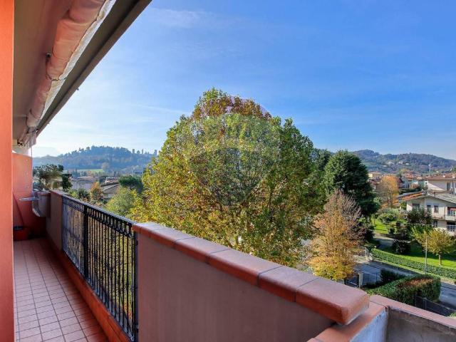 Appartamento in vendita a Bergamo