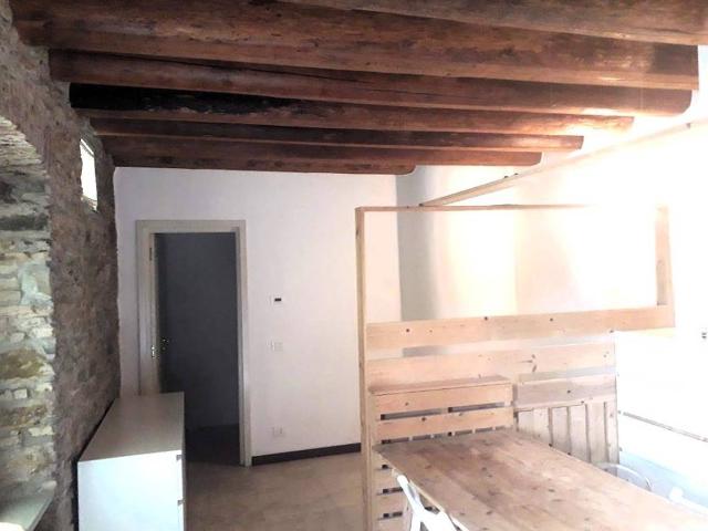 Appartamento in vendita a Valverde, Bergamo