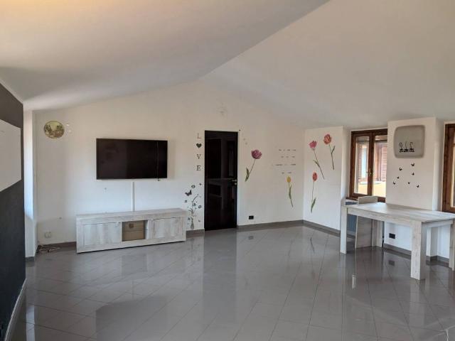 Appartamento in vendita a Bergamo, Lombardia