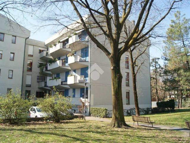 Appartamento in vendita a Bergamo, Lombardia