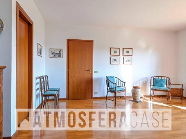 Appartamento in vendita a Bergamo, Lombardia
