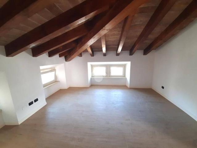 Appartamento in vendita a Bergamo, San Tomaso de' Calvi