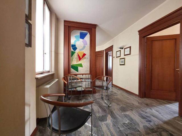 Appartamento in vendita a Bergamo, Lombardia