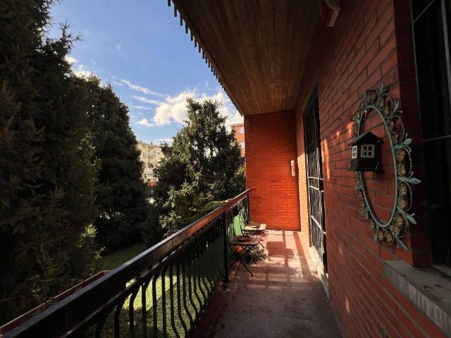 Appartamento in vendita a Longuelo, Bergamo