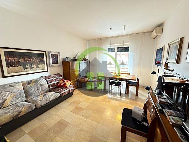 Appartamento in vendita a Villaggio degli Sposi, Bergamo